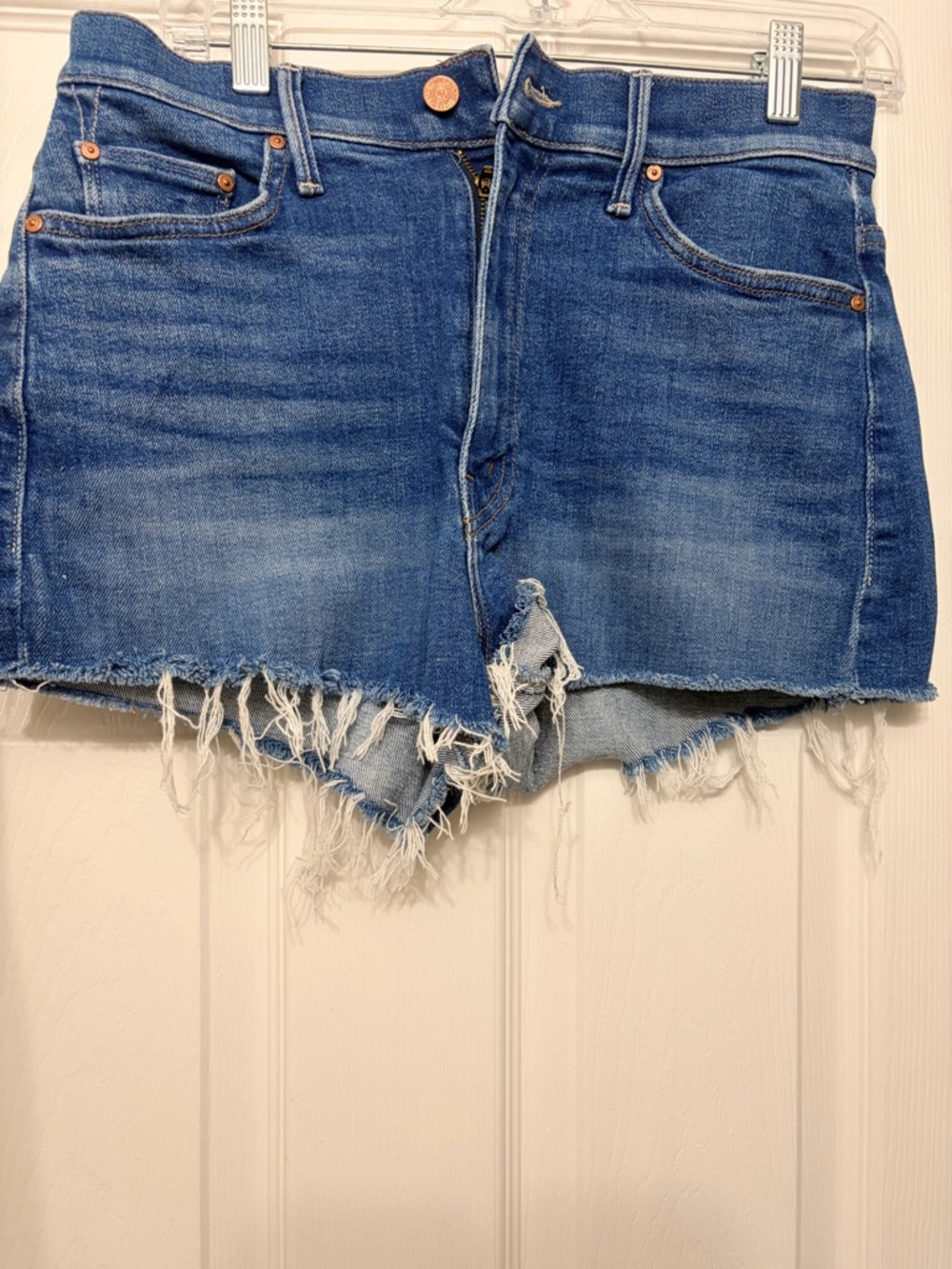 MOTHER The Easy Does It Short in Briefly Gorgeous. Size 30. - Picture 3 of 7